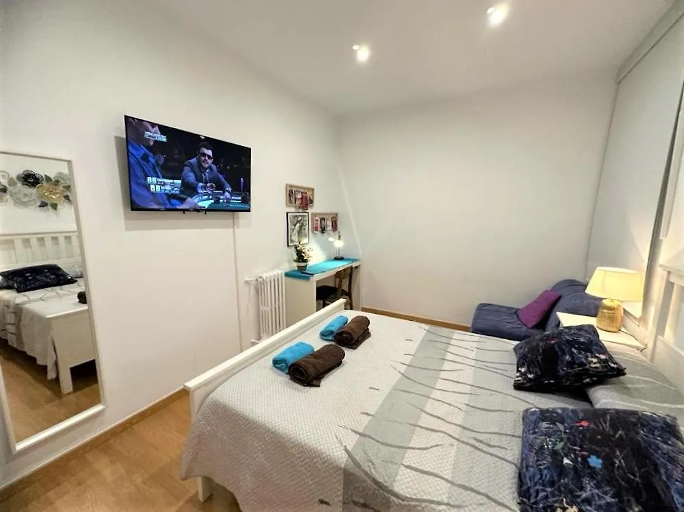 לינה וארוחת בוקר ברצלונה Mallorca Rooms ספרד